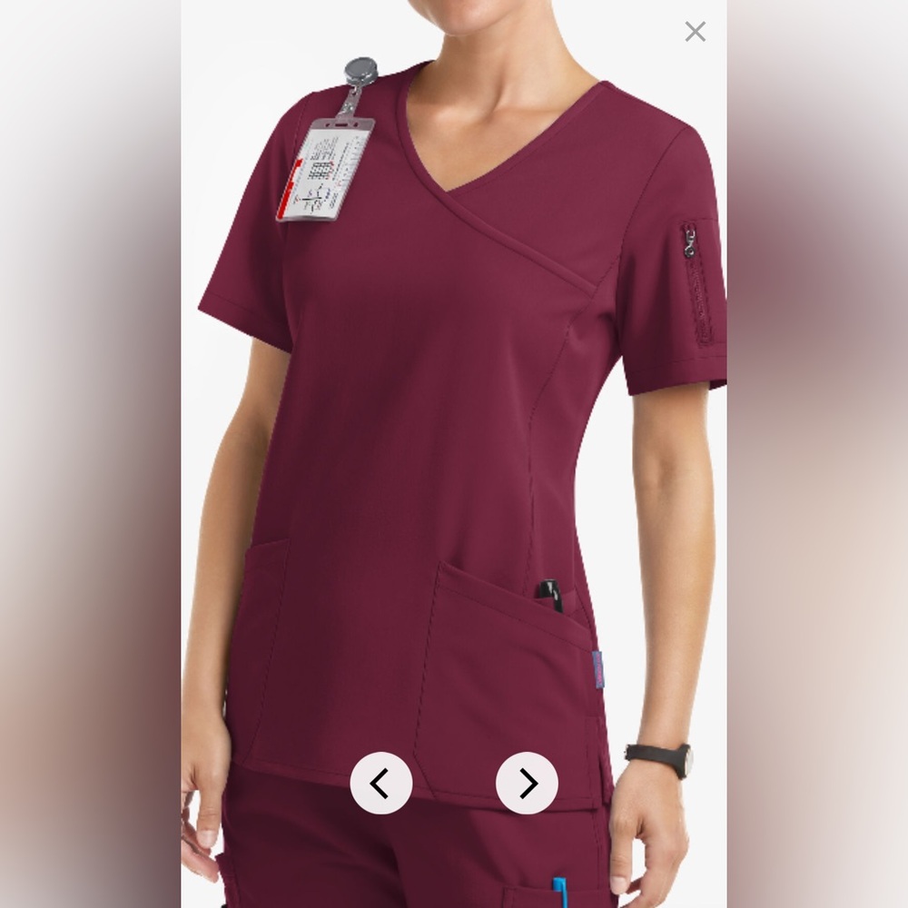 Movement Buttersoft Scrub Top